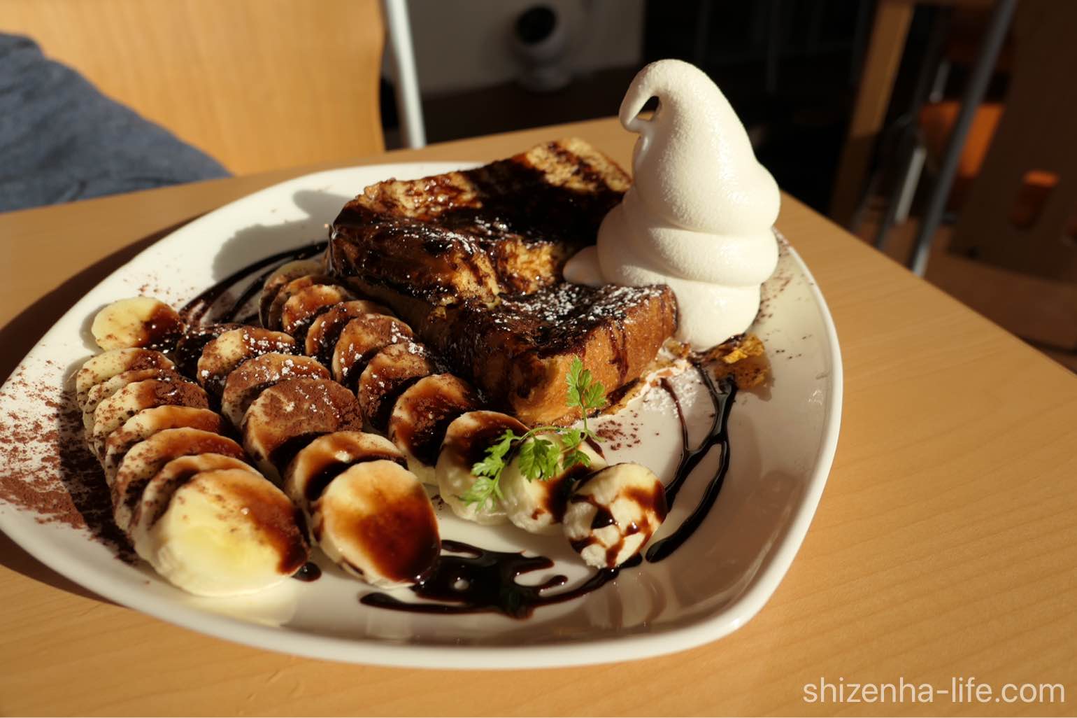 ponpon cafeパンケーキセット