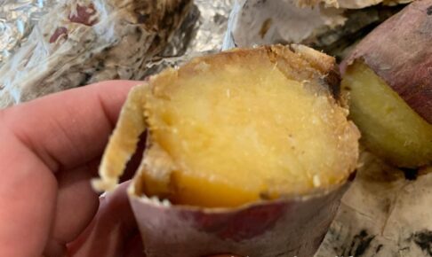 蔵出しベニーモ（紅はるか）薪ストーブの中で焼いた